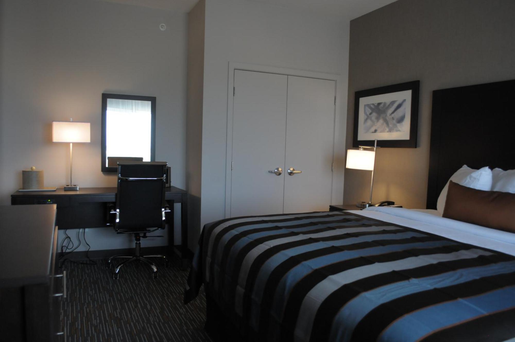 Wingate By Wyndham Loveland Johnstown Room photo